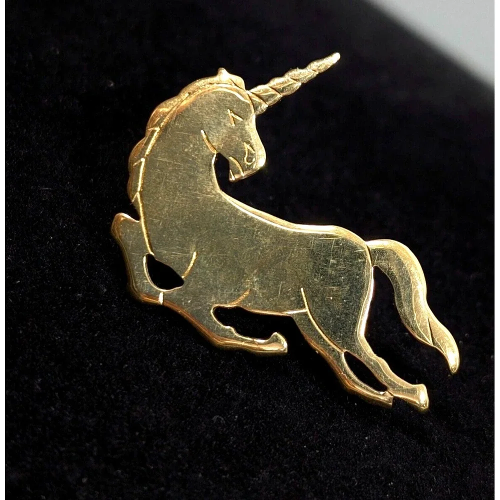 Avon vintage unicorn